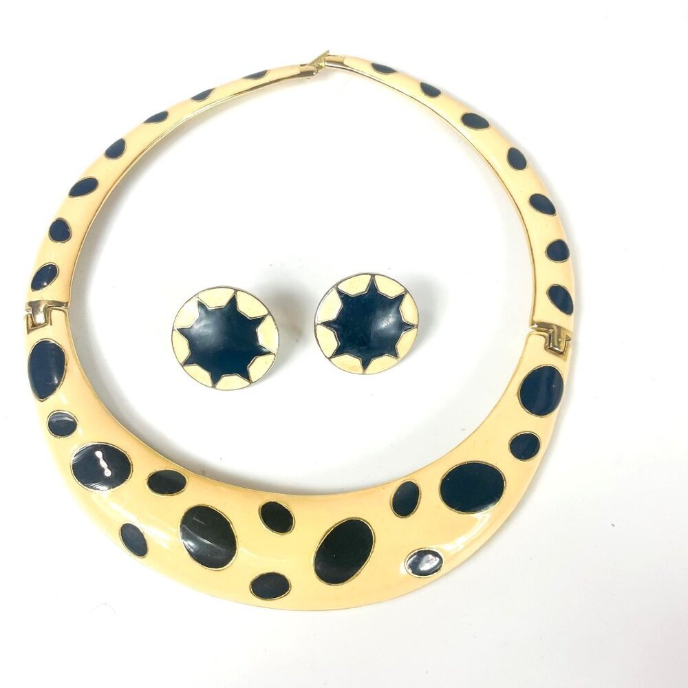 Enameled Cream Black Dots Leopard Torque Necklace Coordinating Clip-On Earrings